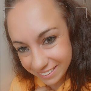 Meet your Posher, Alexandra